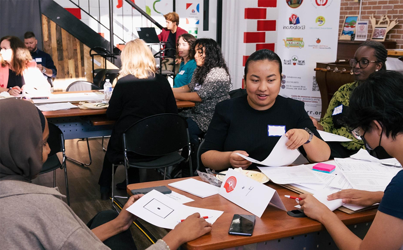 Young people participating in its youth-adult
conversation.